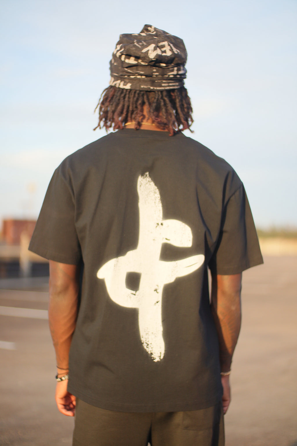 IDENTITY Oversize Tee - Black