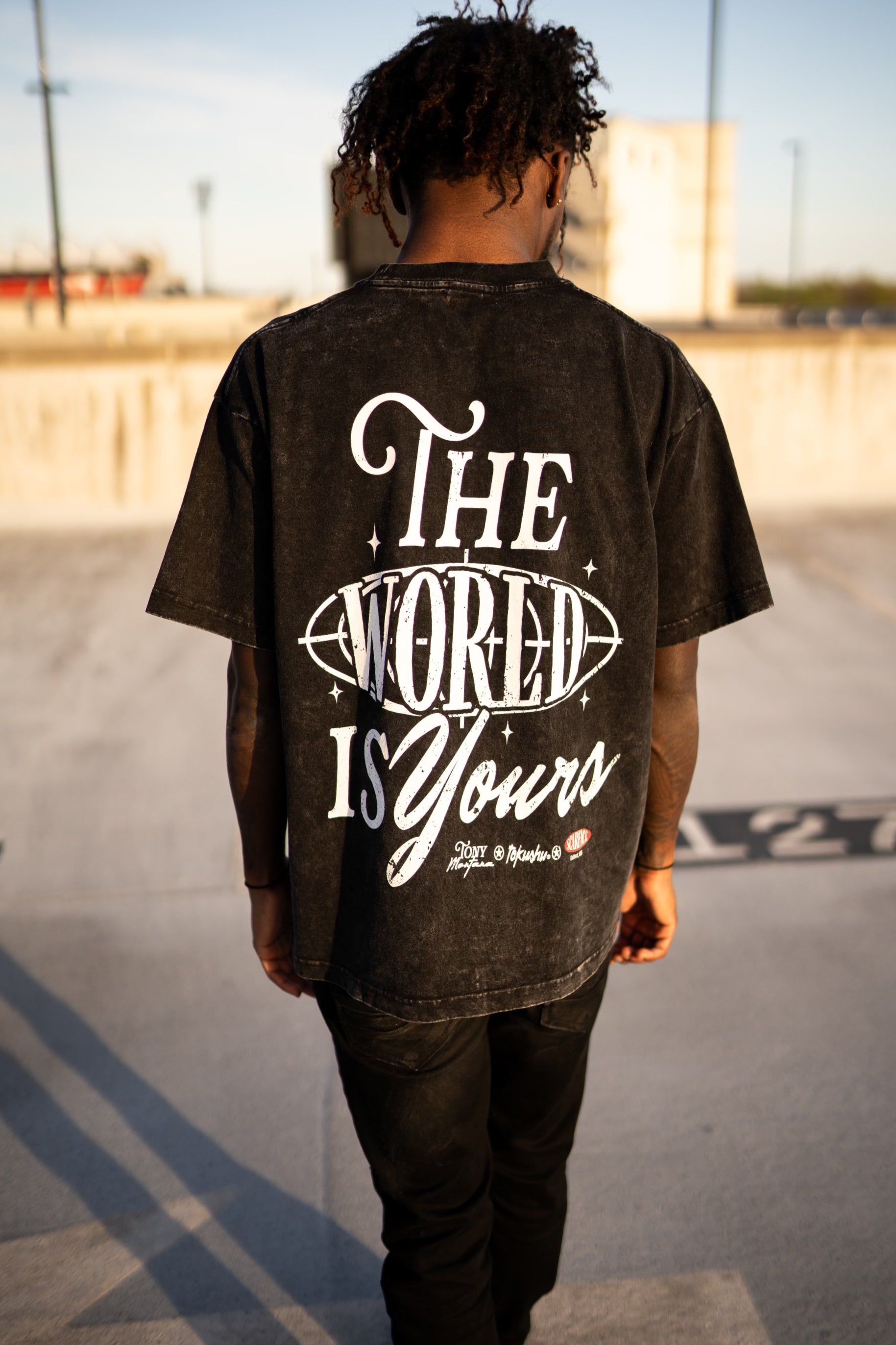 "THE WORLD IS YOURS" Oversized Snow Wash Tee